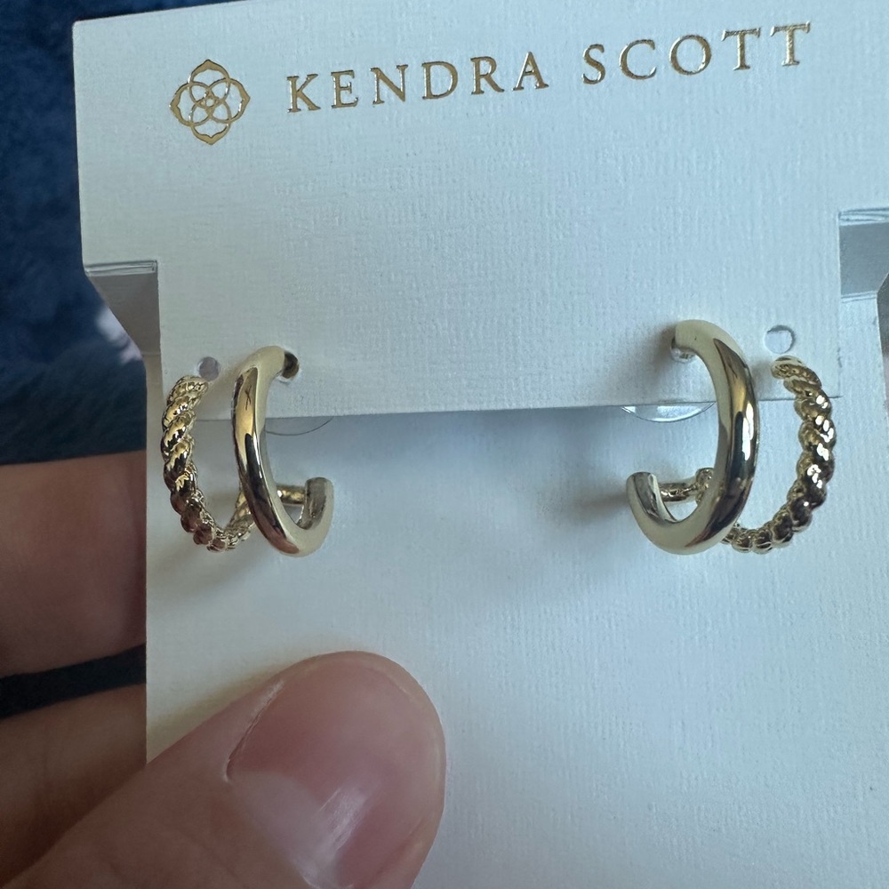 NWT Kendra Scott X Champagne and Chanel Earrings